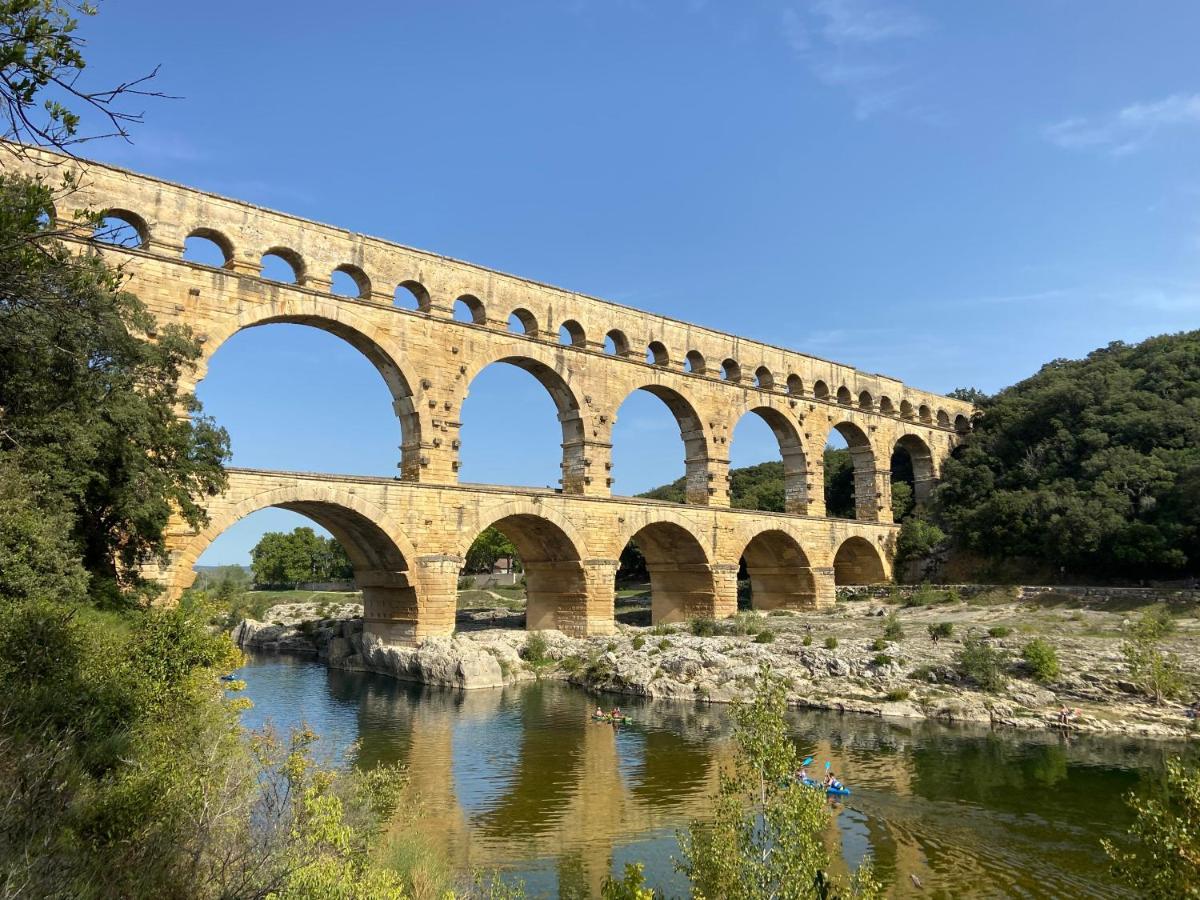 Bed and Breakfast Santolines En Provence Пьолан Экстерьер фото